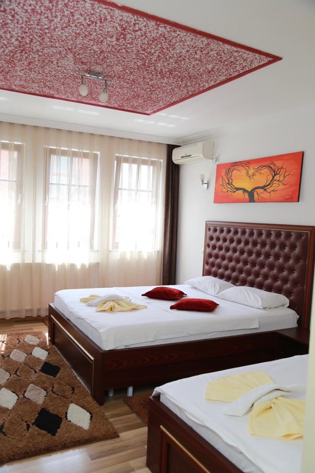 Hotel Venisi Prizren Eksteriør billede